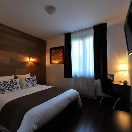 Le Hotel 2*