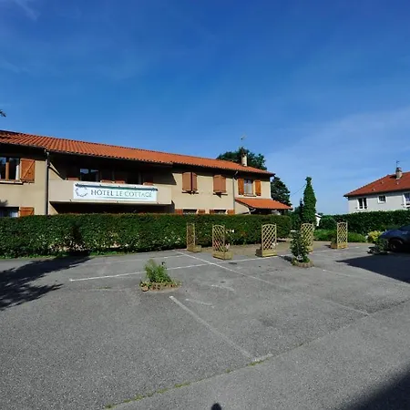 Le 2* Pélussin