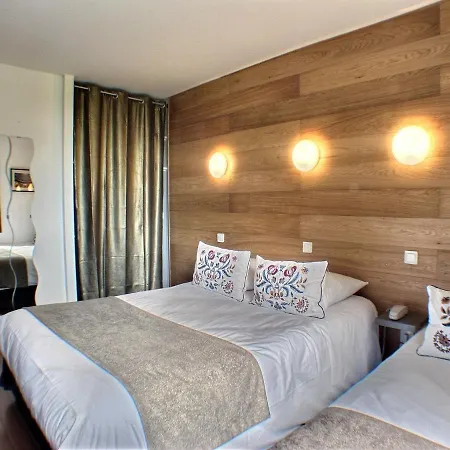 Le Hotel